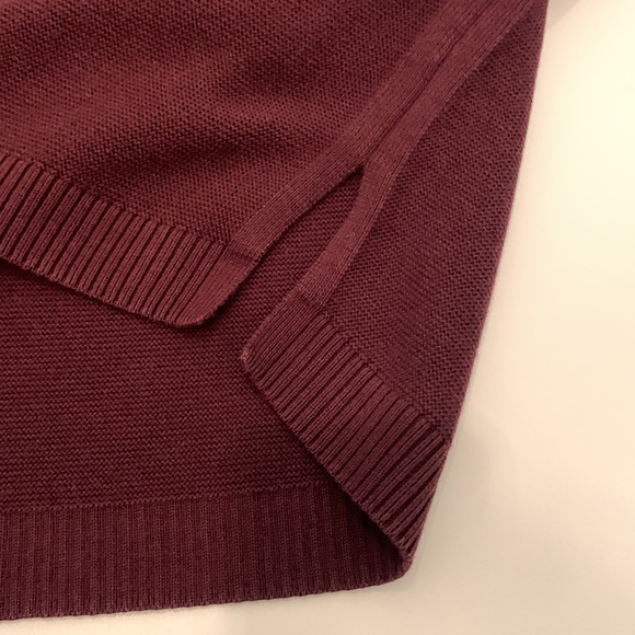 Talbots Women's V-Neck Sweater in Burgundy - Picture 5 of 7